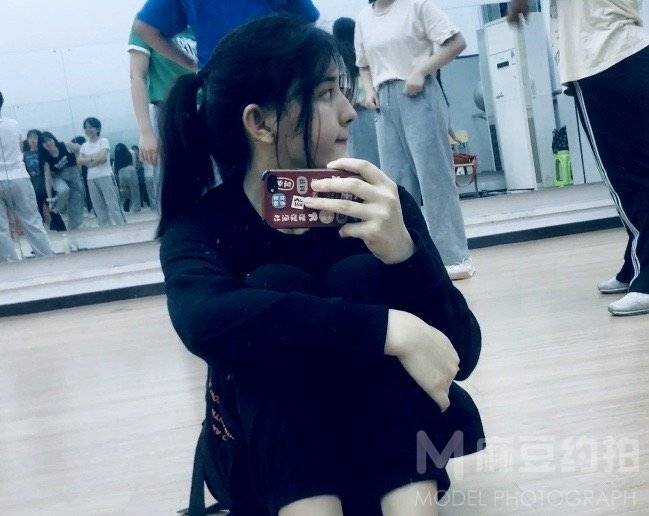 纪实模特