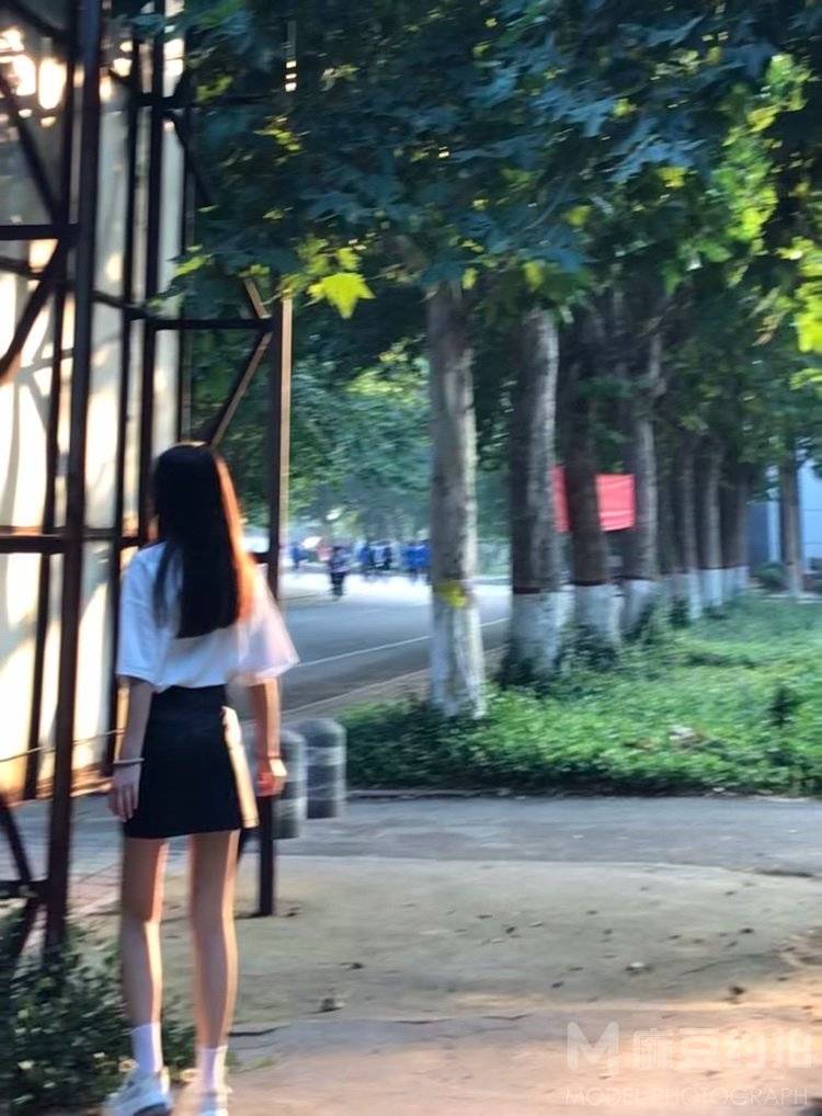 校园模特