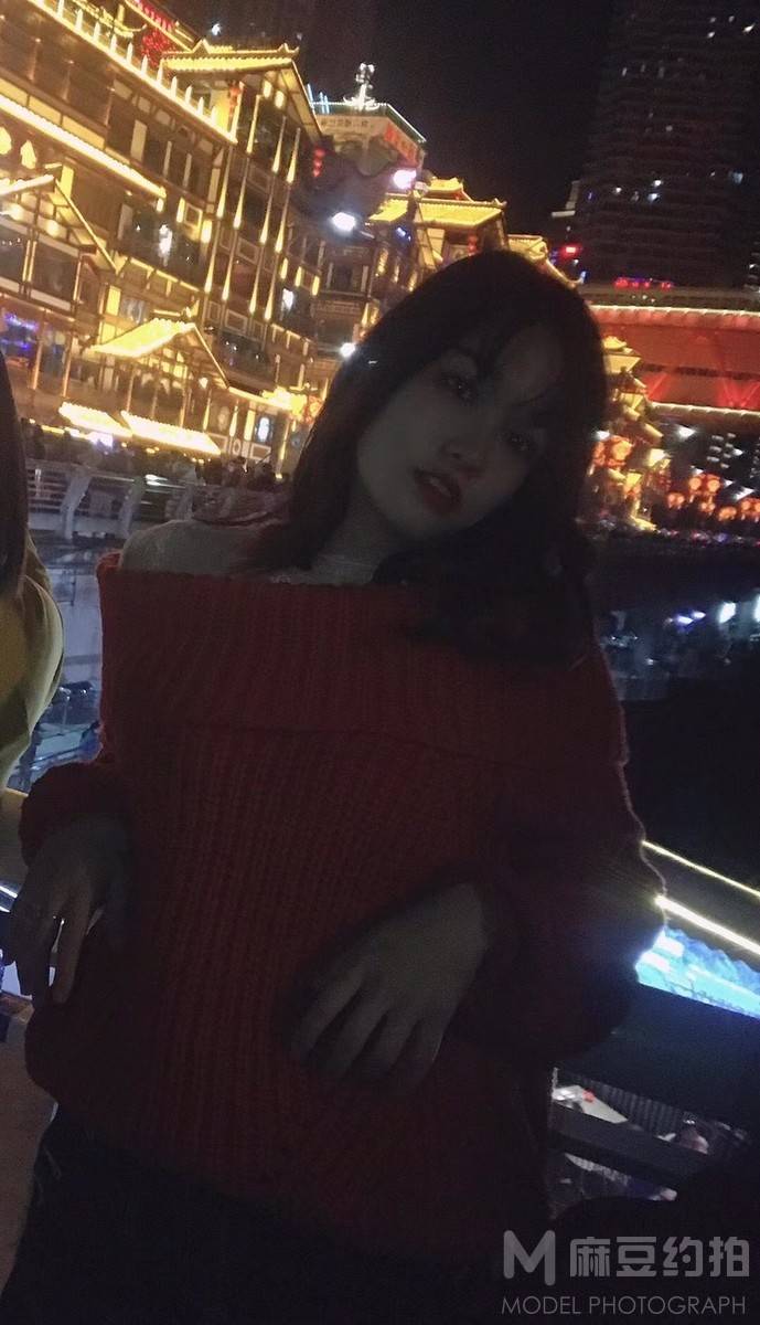 夜景模特