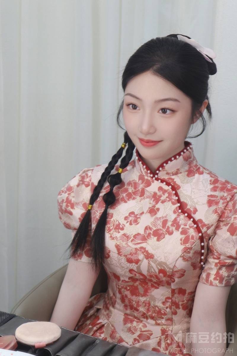 妆容模特
