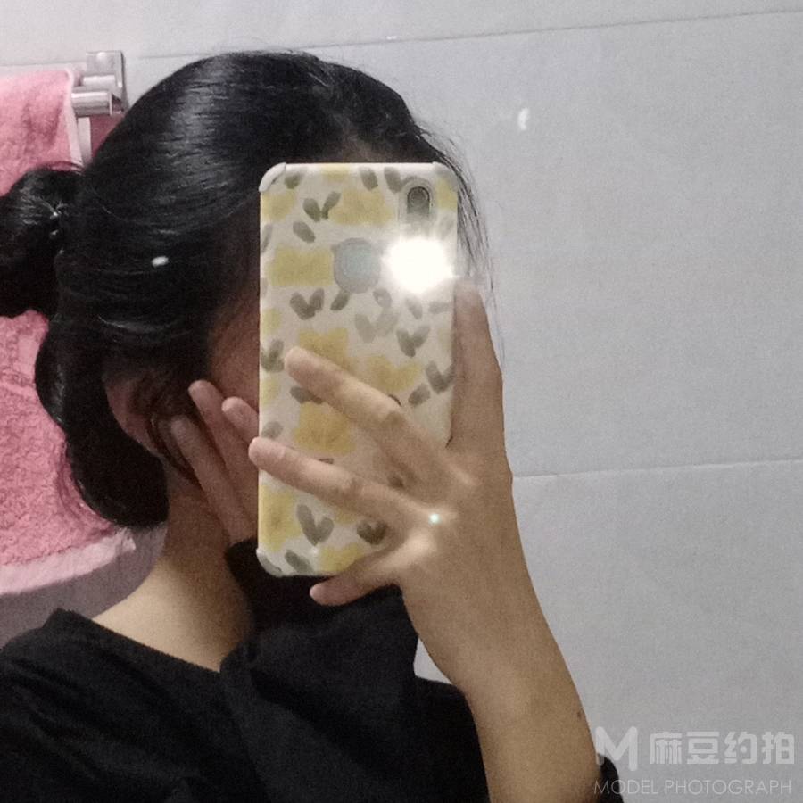 胶片模特