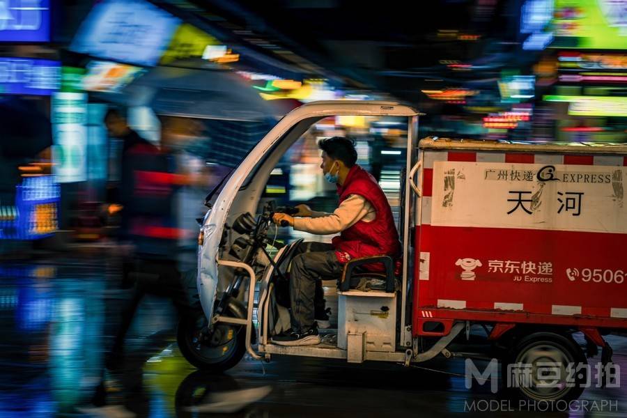 夜景模特