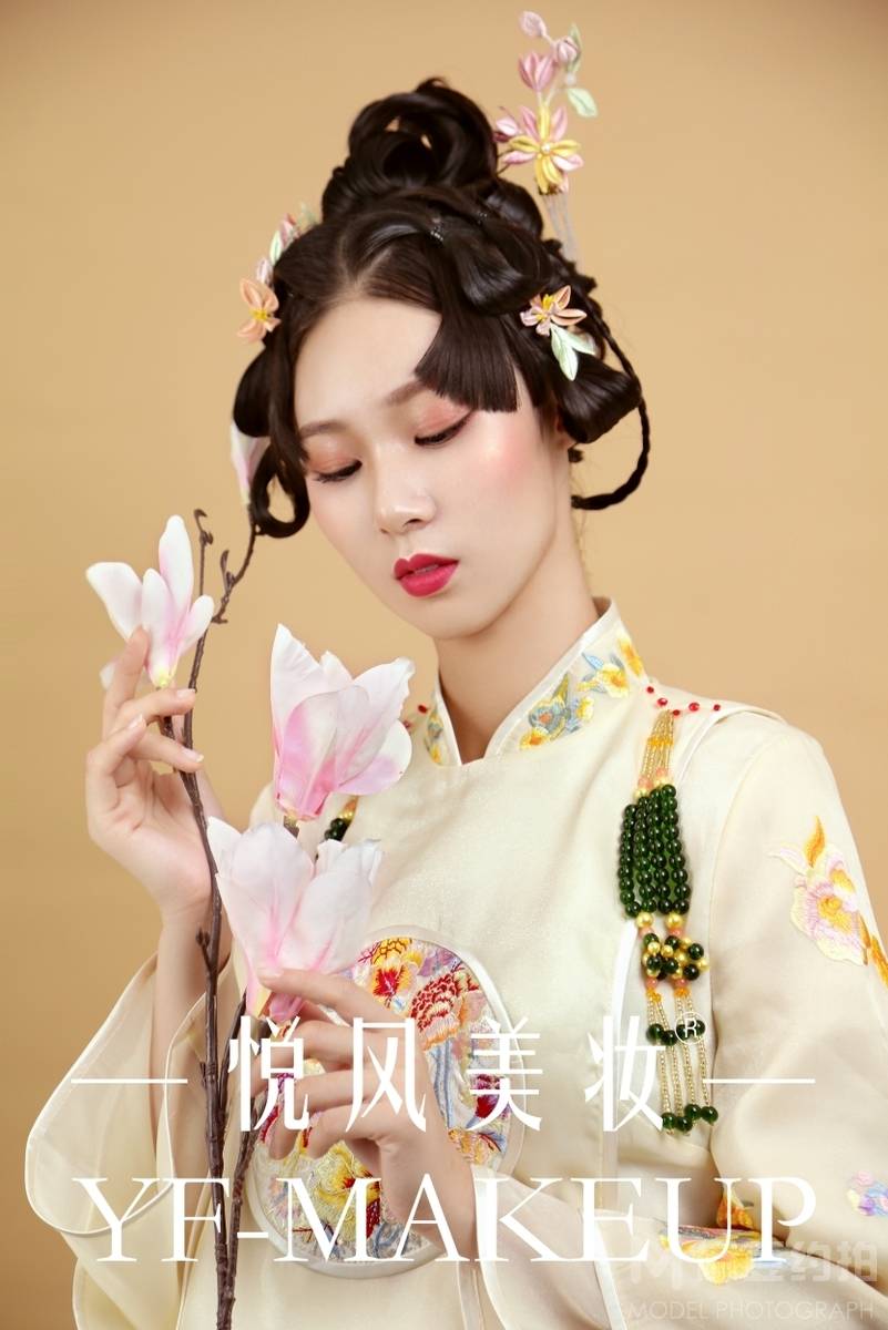 民国模特