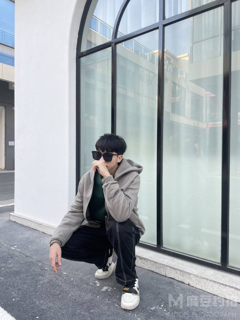 校园模特