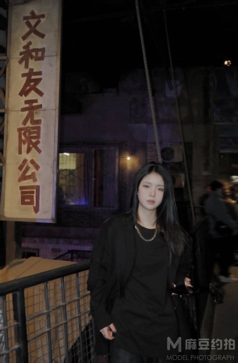 暗黑模特
