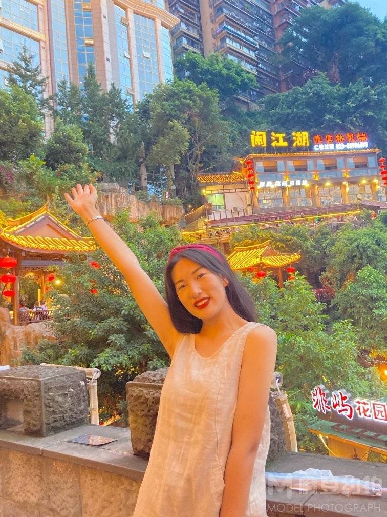 清新模特