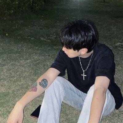 黑白模特