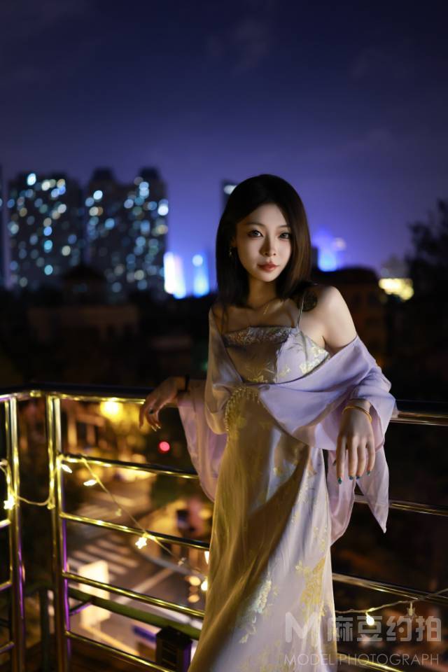 夜景模特