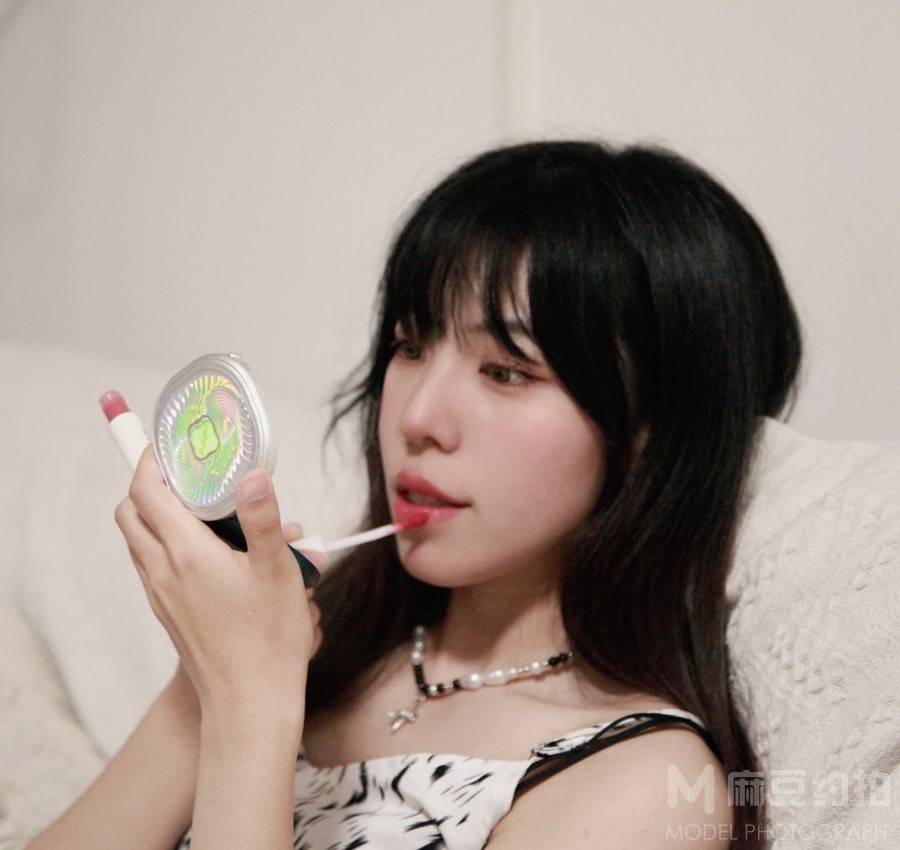 胶片模特