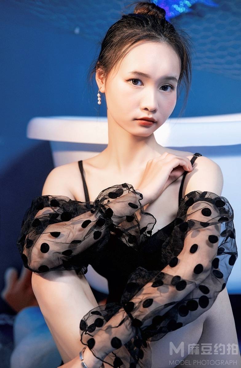 胶片模特