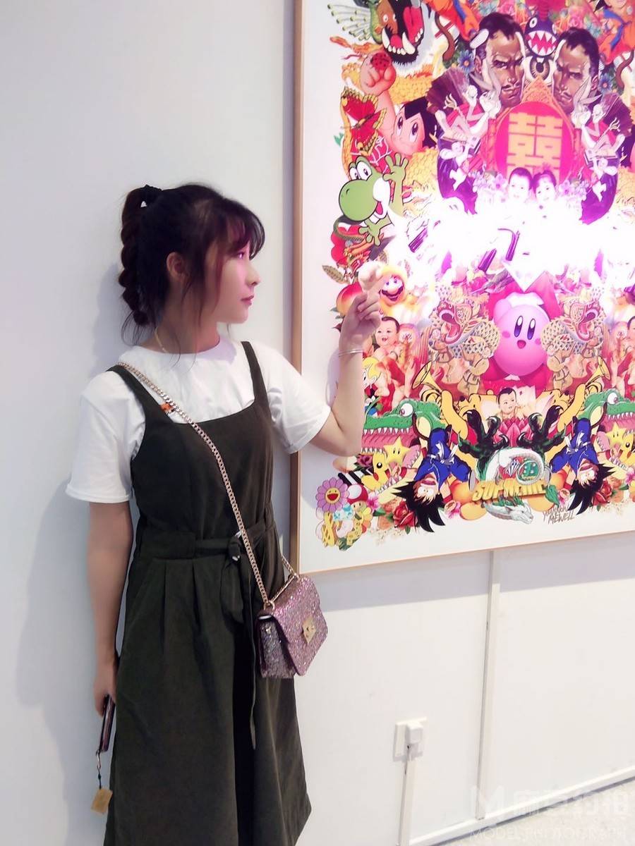 清新模特