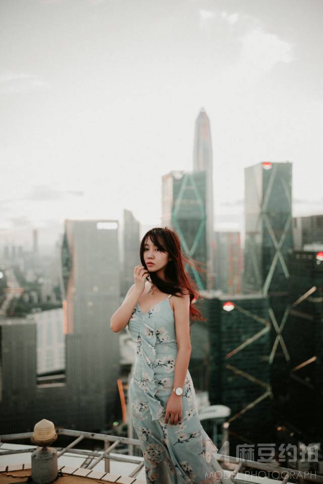 夜景模特