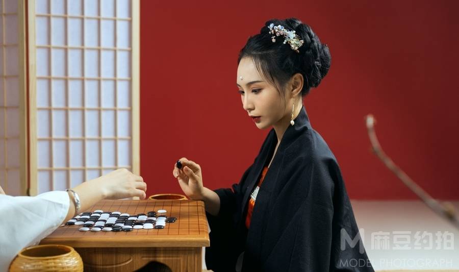汉服模特