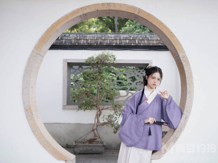 汉服模特