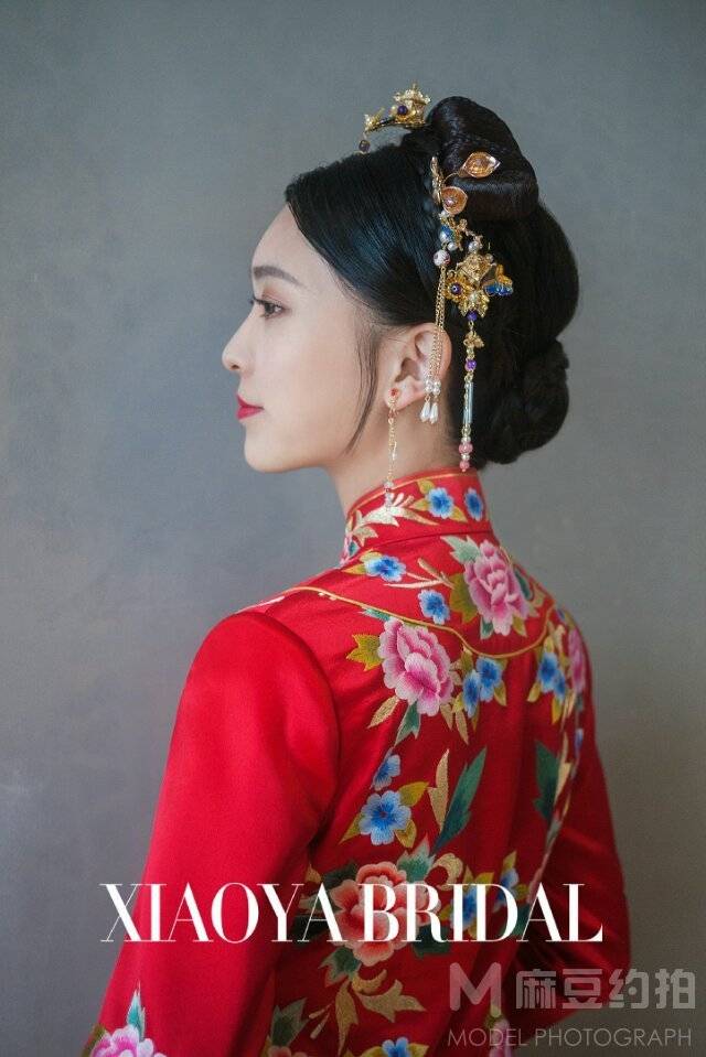 妆容模特
