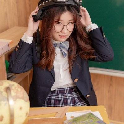 校园模特