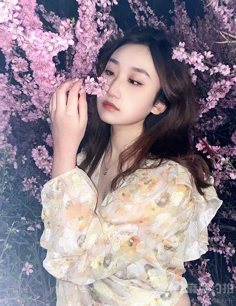 胶片模特