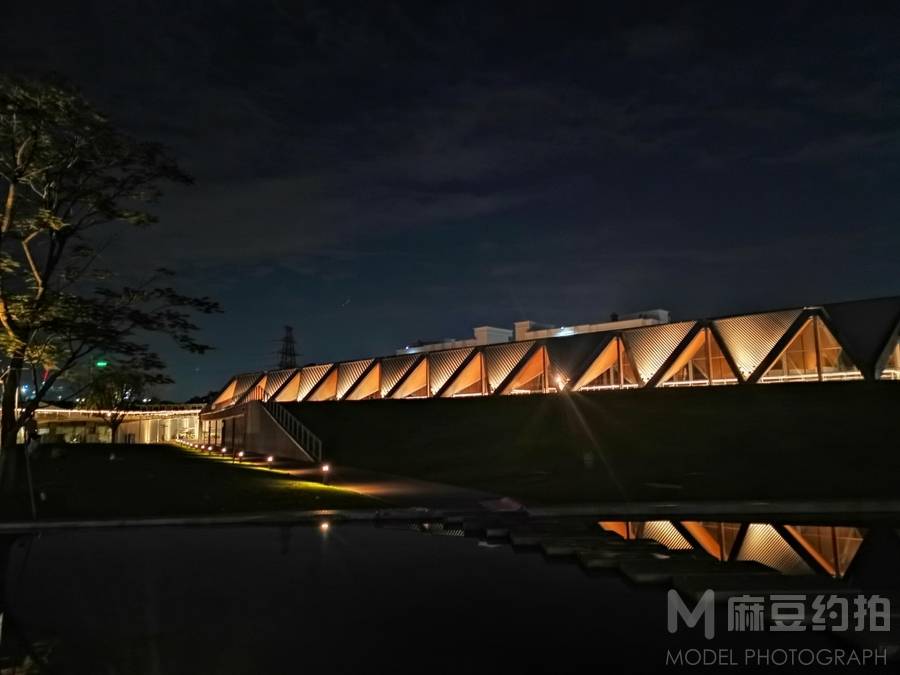 夜景模特