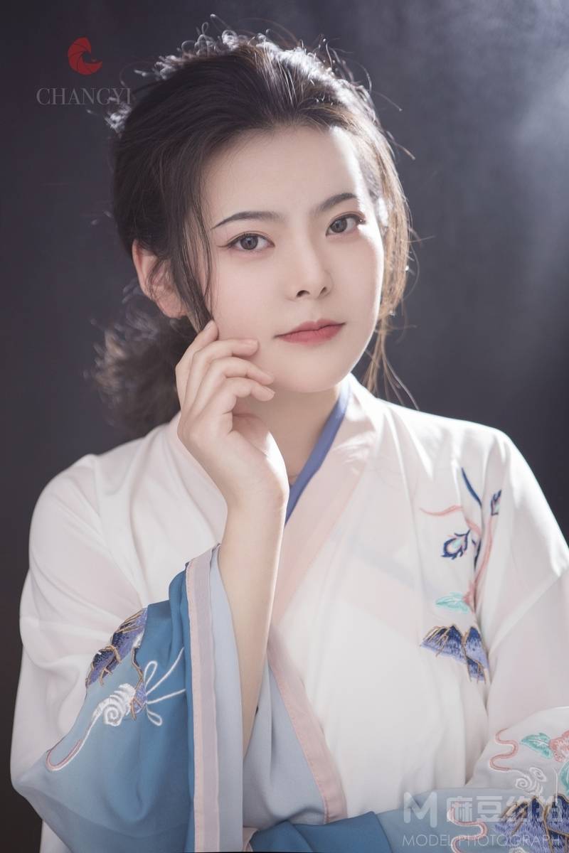 民国模特