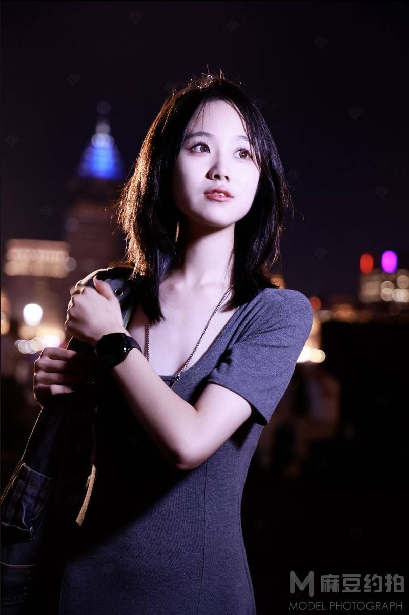 夜景模特