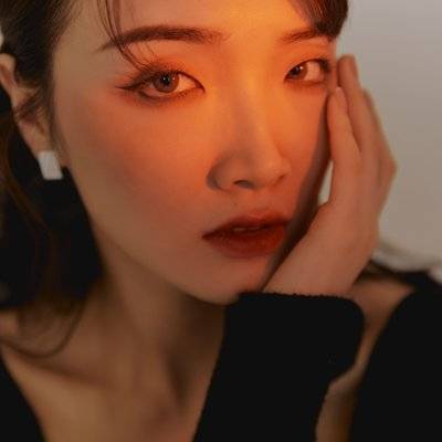 黑白模特