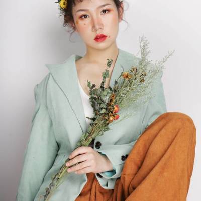 妆容模特