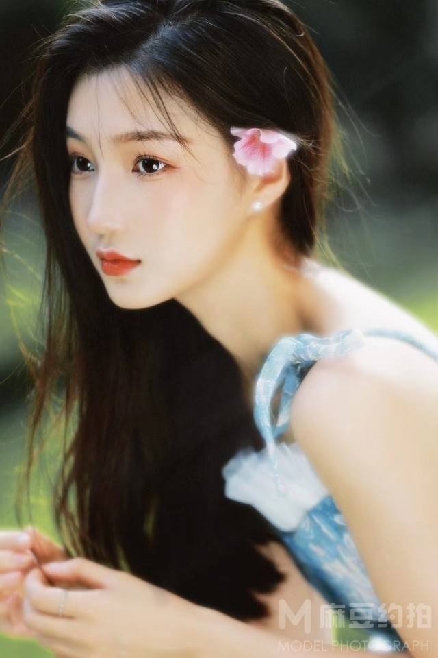 胶片模特