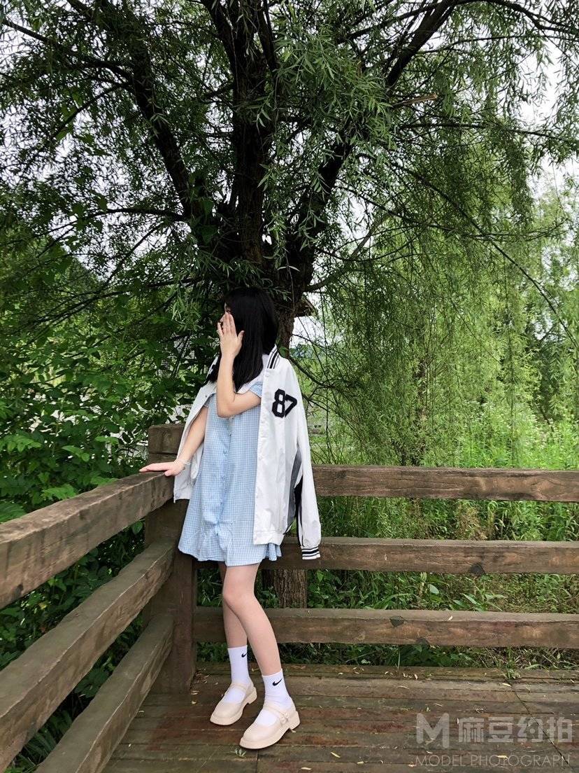 清新模特