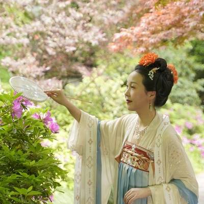 汉服模特