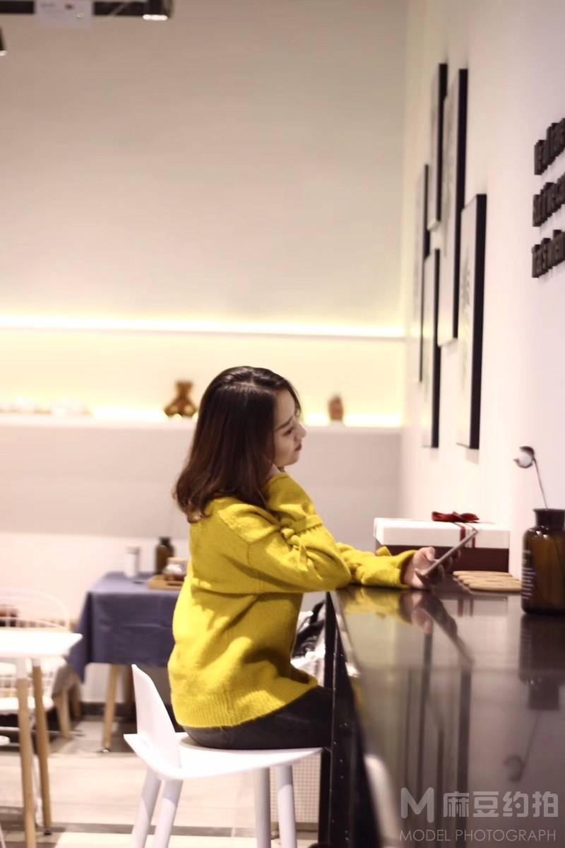 黑白模特