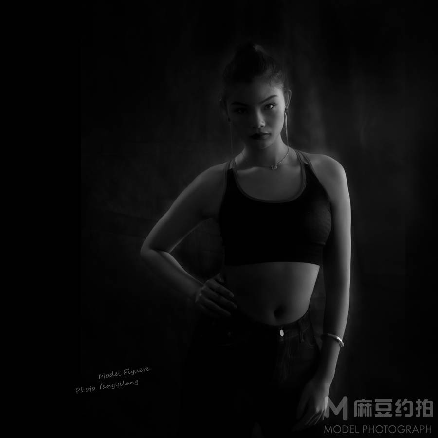暗黑模特