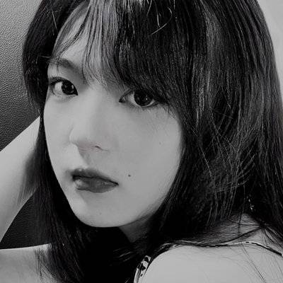 黑白模特