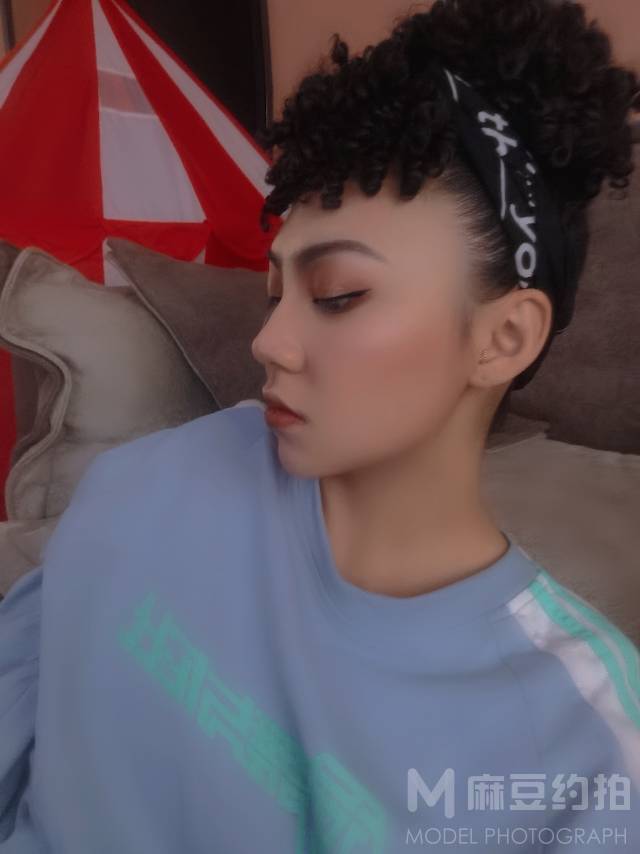 暗黑模特