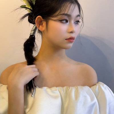 少女模特