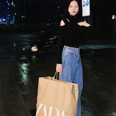 黑白模特