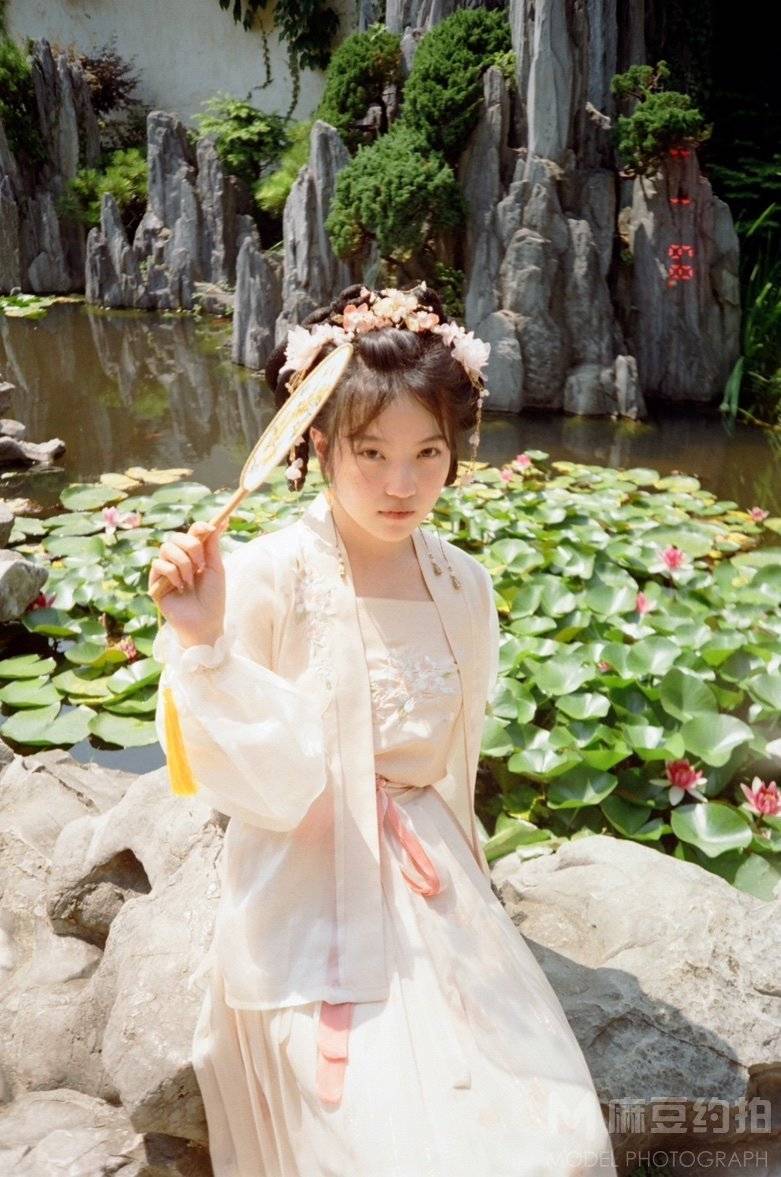 胶片模特