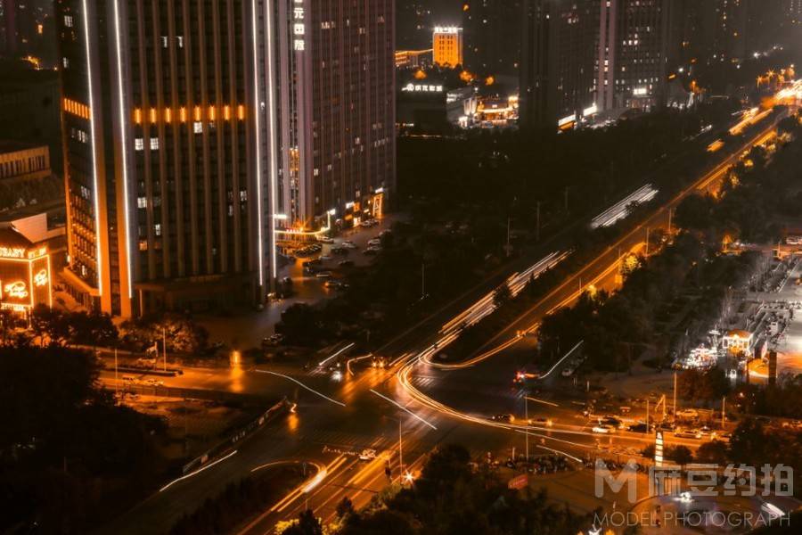 夜景模特