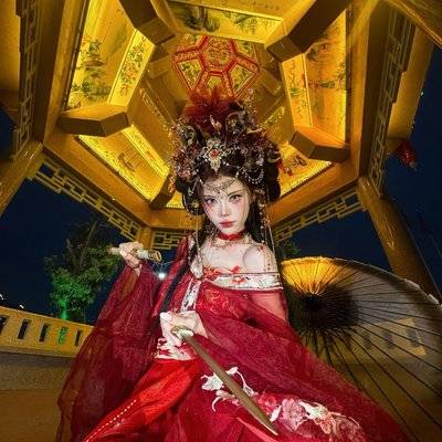 汉服模特