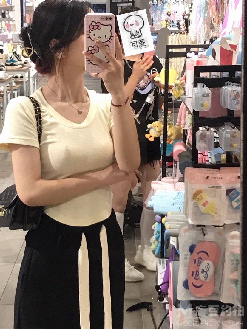 清新模特