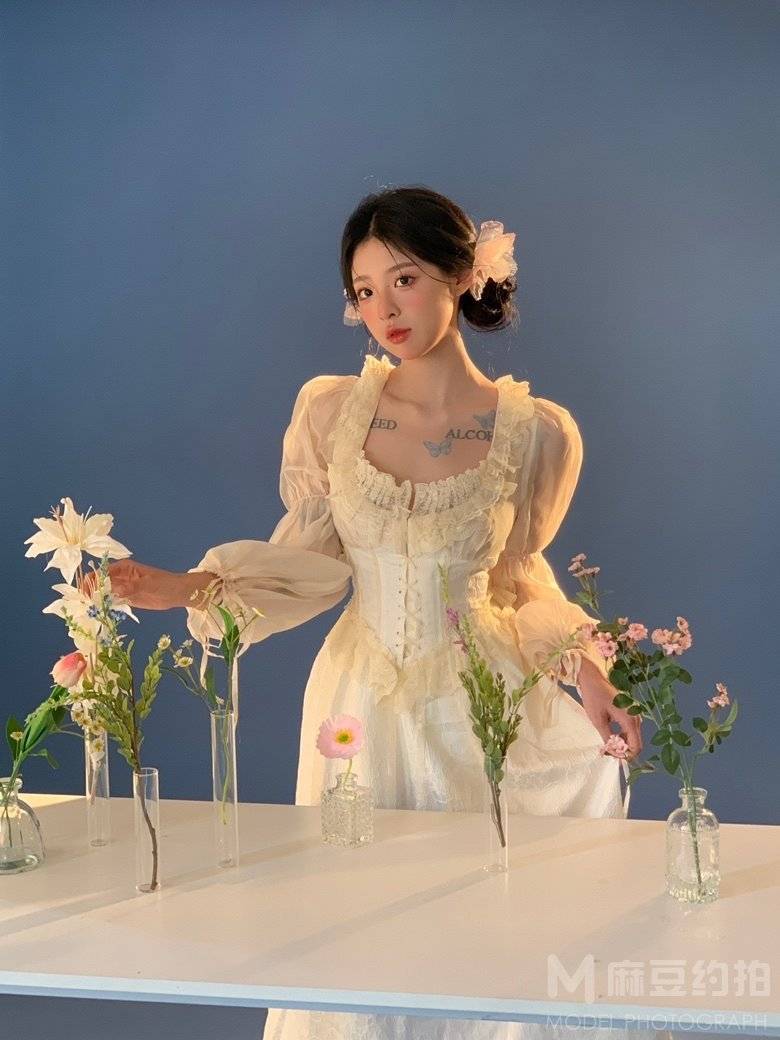 妆容模特