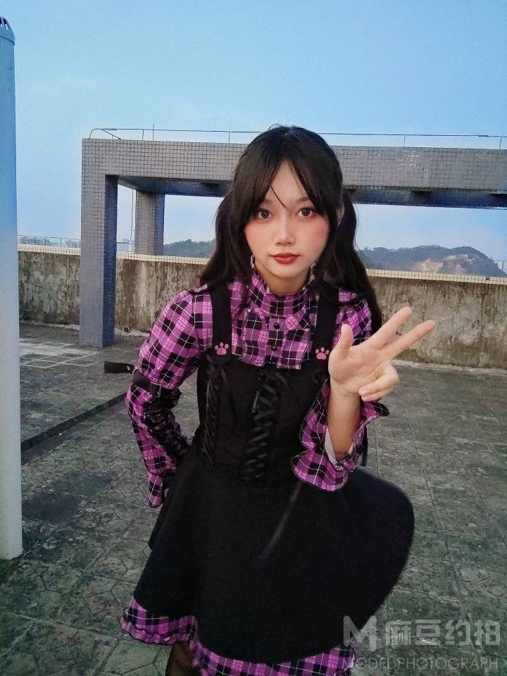 清新模特