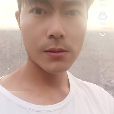 黑白模特