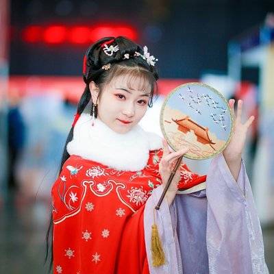 汉服模特