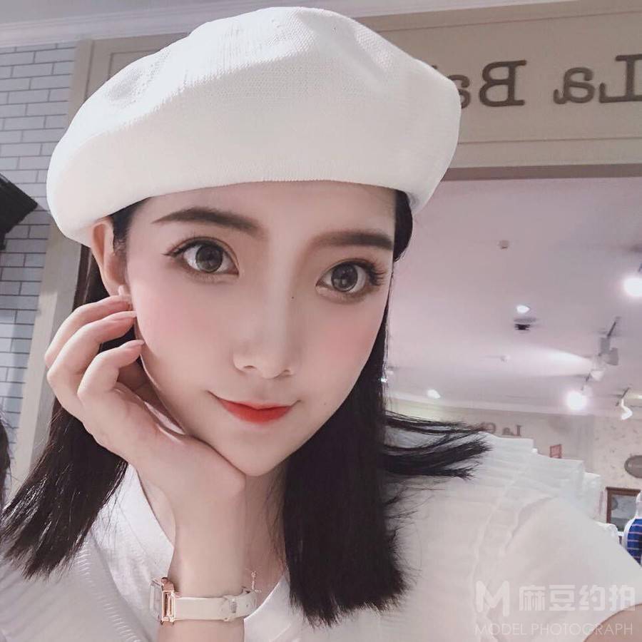 妆容模特