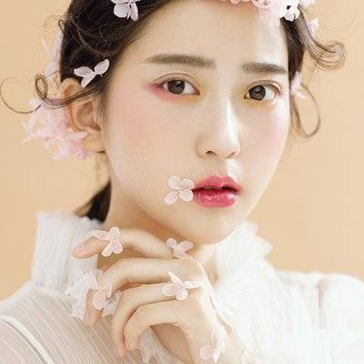 妆容模特