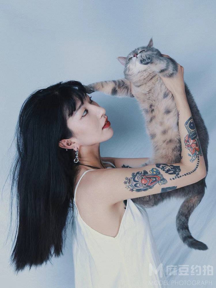 纪实模特
