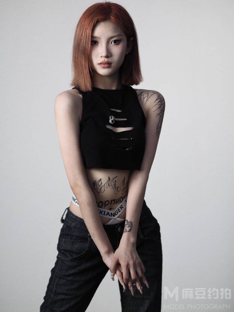 暗黑模特