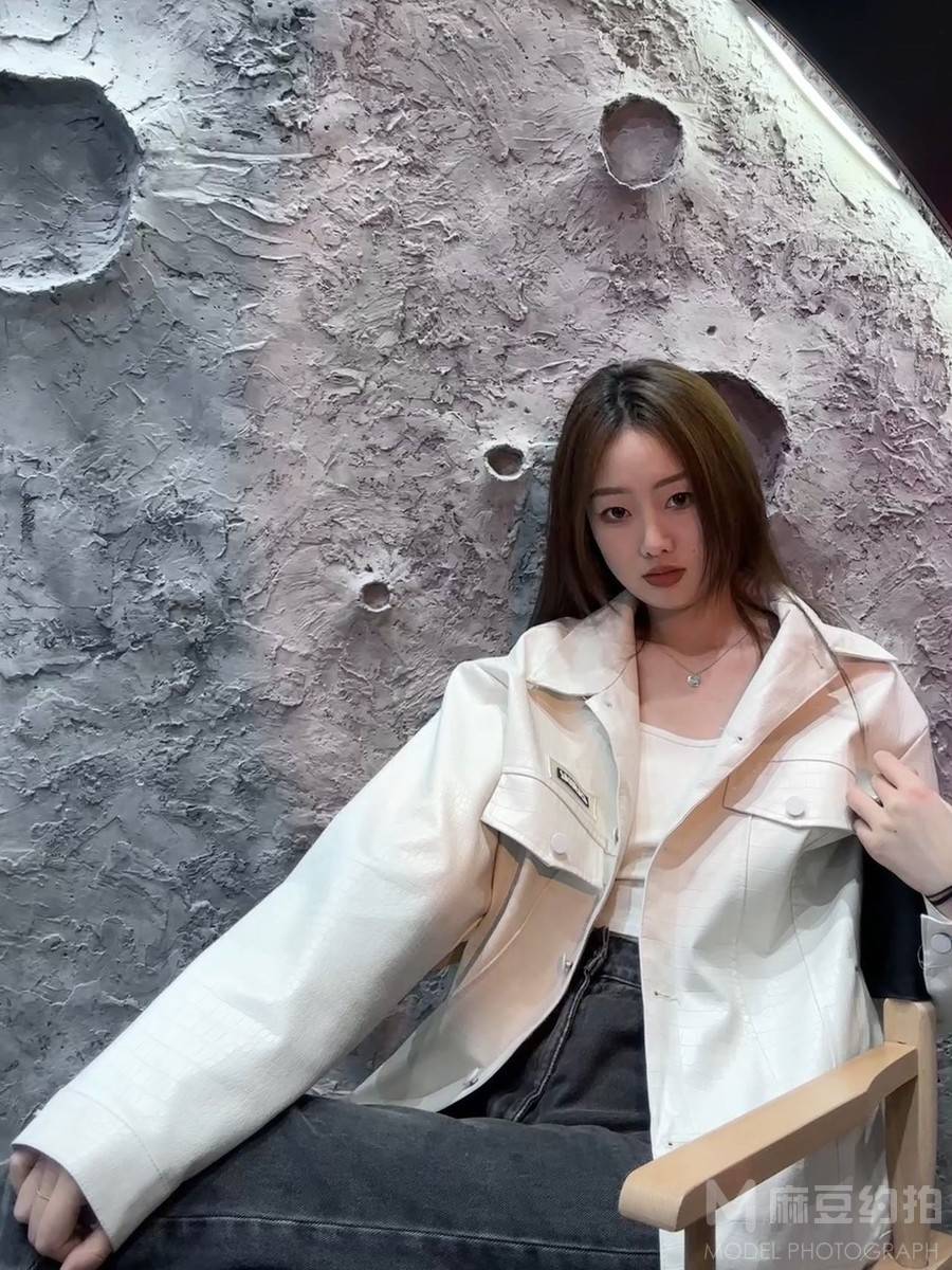 胶片模特