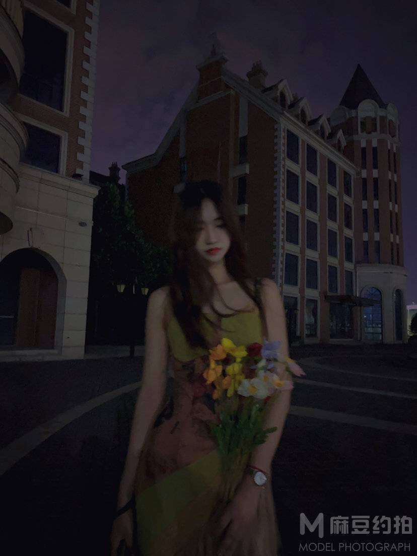 夜景模特