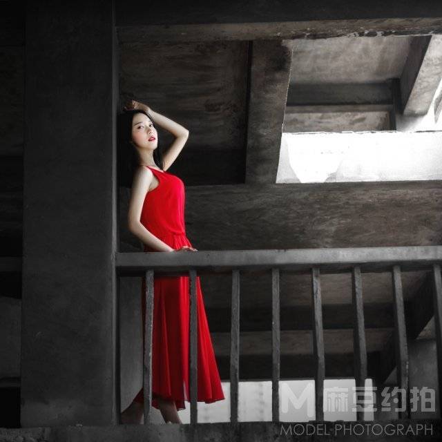 情绪模特